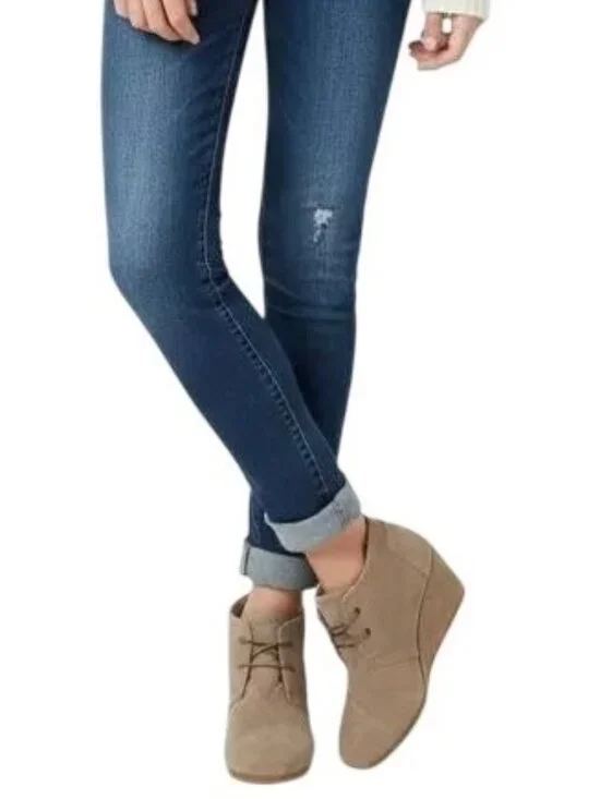 TOMS Embossed Suede Desert Wedge Casual Ankle Booties Taupe Women's Size 5 - Picture 3 of 15